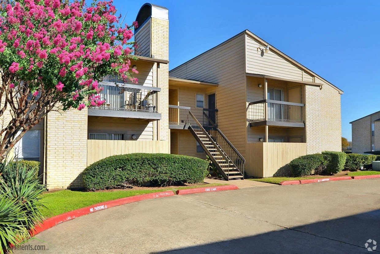 Photos and Video of Carriage Glen in Rosenberg, TX